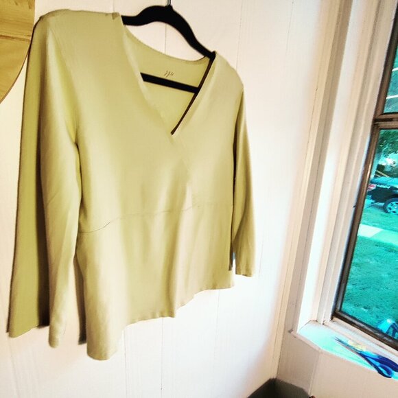 Tops - j.jill chartruese cotton top with long  sleeves & a v-neck .